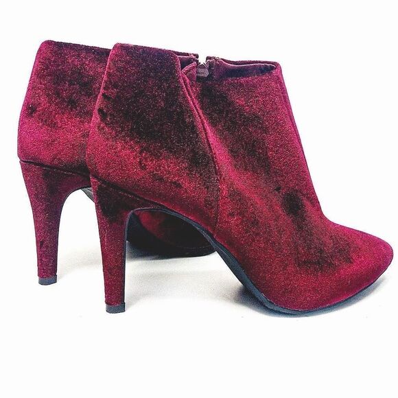 Old Navy Burgundy Wine Red Velvet Ankle Boots Sz 8 - Picture 2 of 9